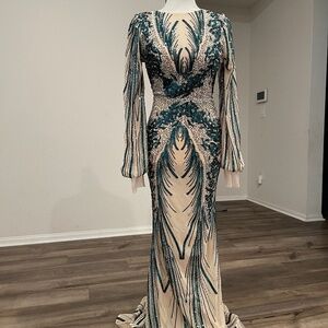 Prom dress wedding dress XS new